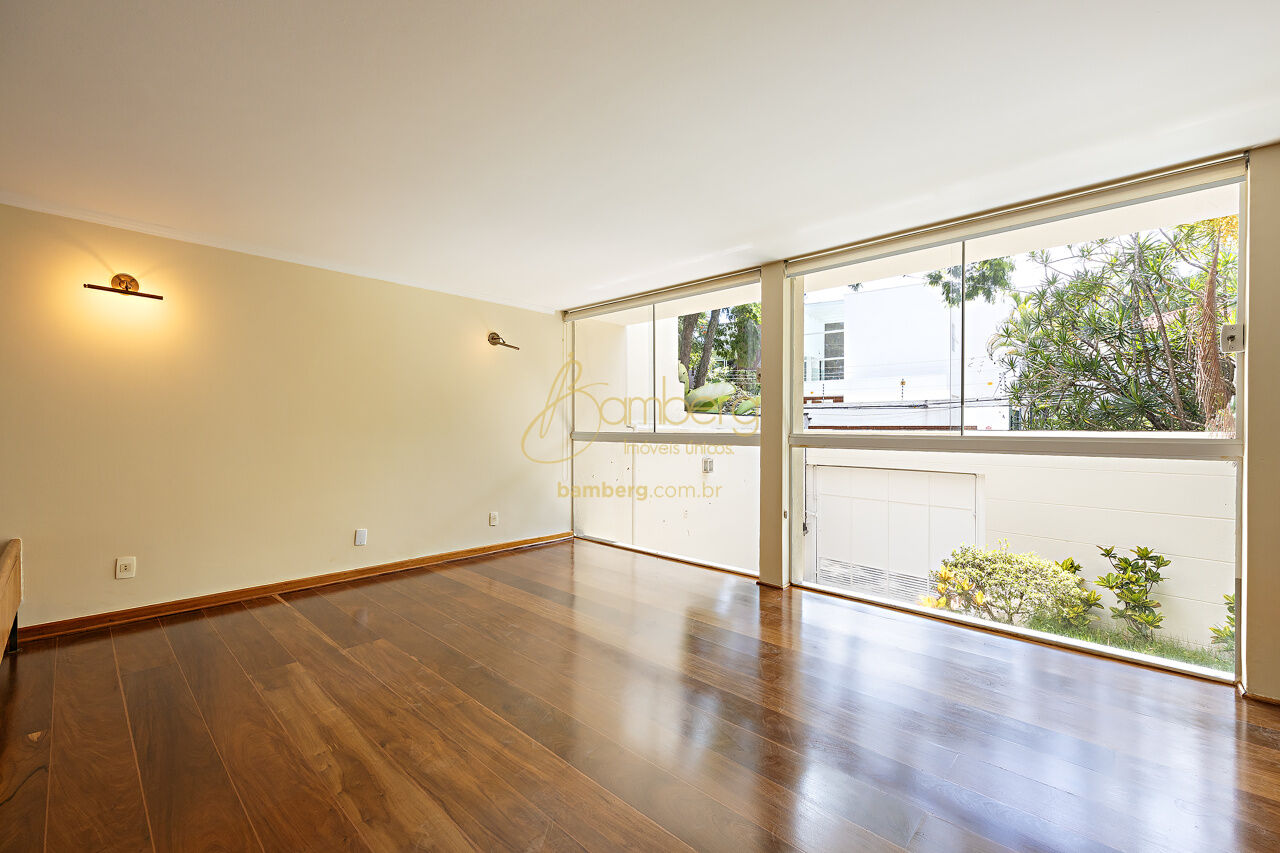 Casa no bairro Jardim Luzitânia - São Paulo