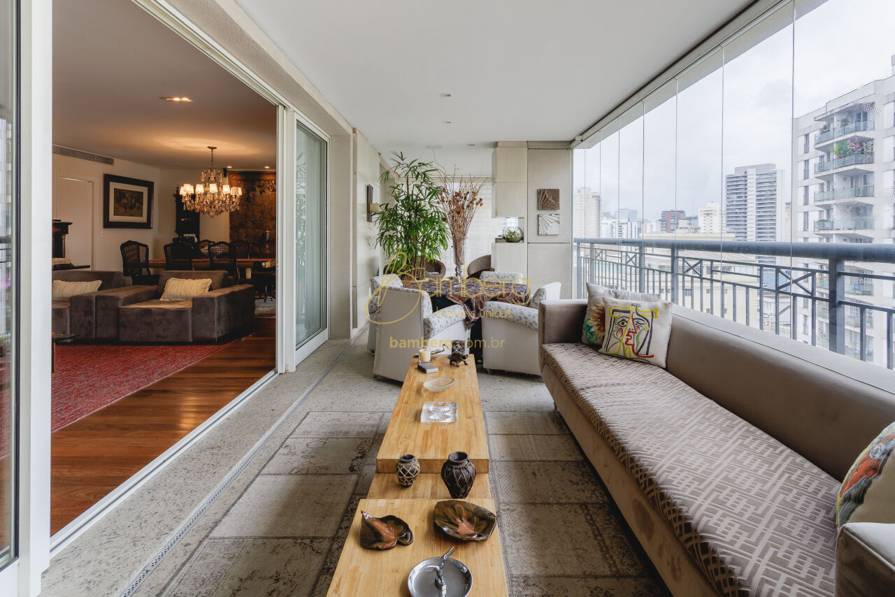 Apartamento no bairro Vila Nova Conceição - São Paulo
