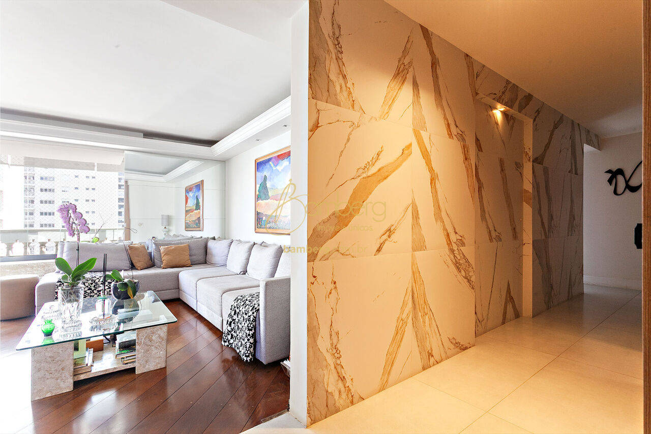 Apartamento no bairro Campo Belo - São Paulo