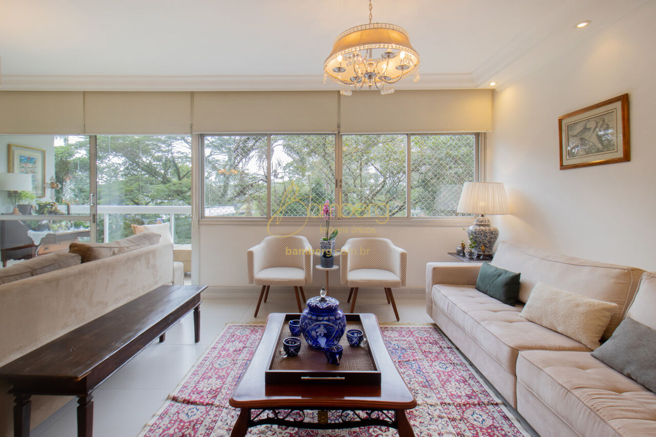 Apartamento no bairro Alto da Boa Vista - São Paulo
