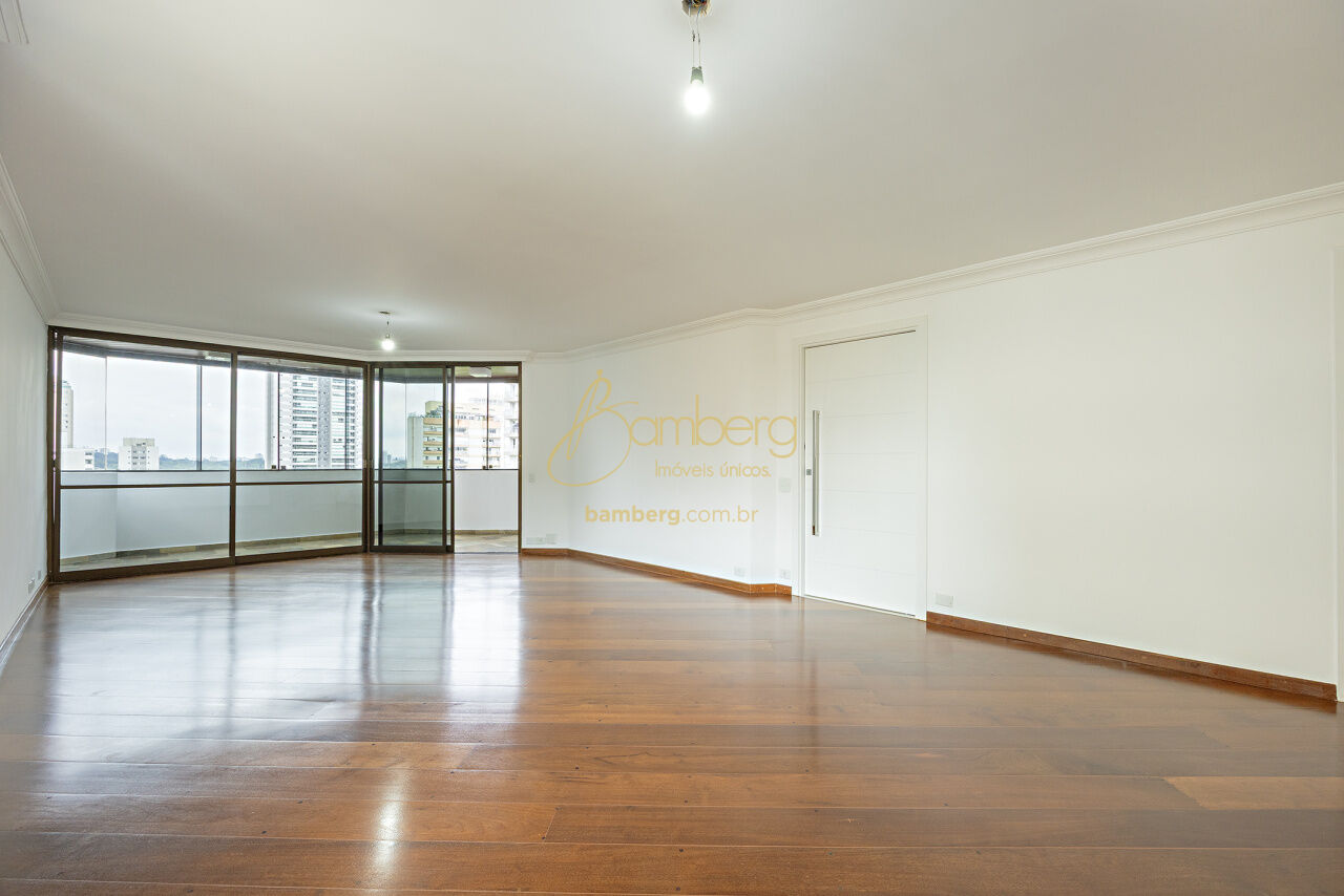 Apartamento no bairro Campo Belo - São Paulo