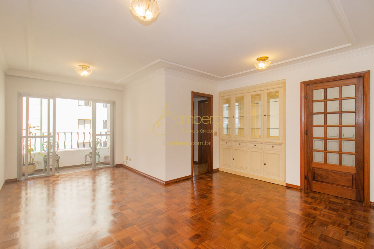 Apartamento no bairro Moema - São Paulo