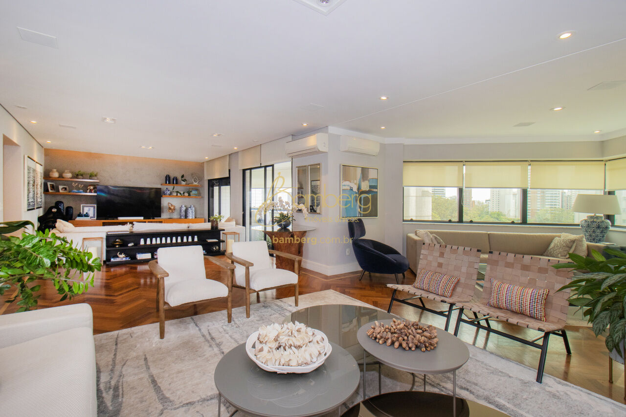 Apartamento no bairro Panamby - São Paulo
