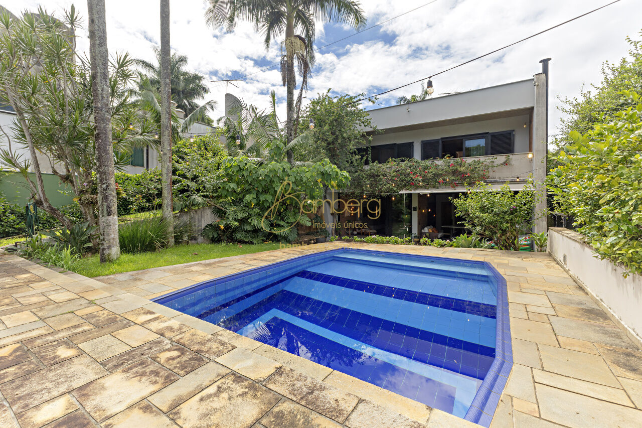 Casa no bairro Interlagos - São Paulo