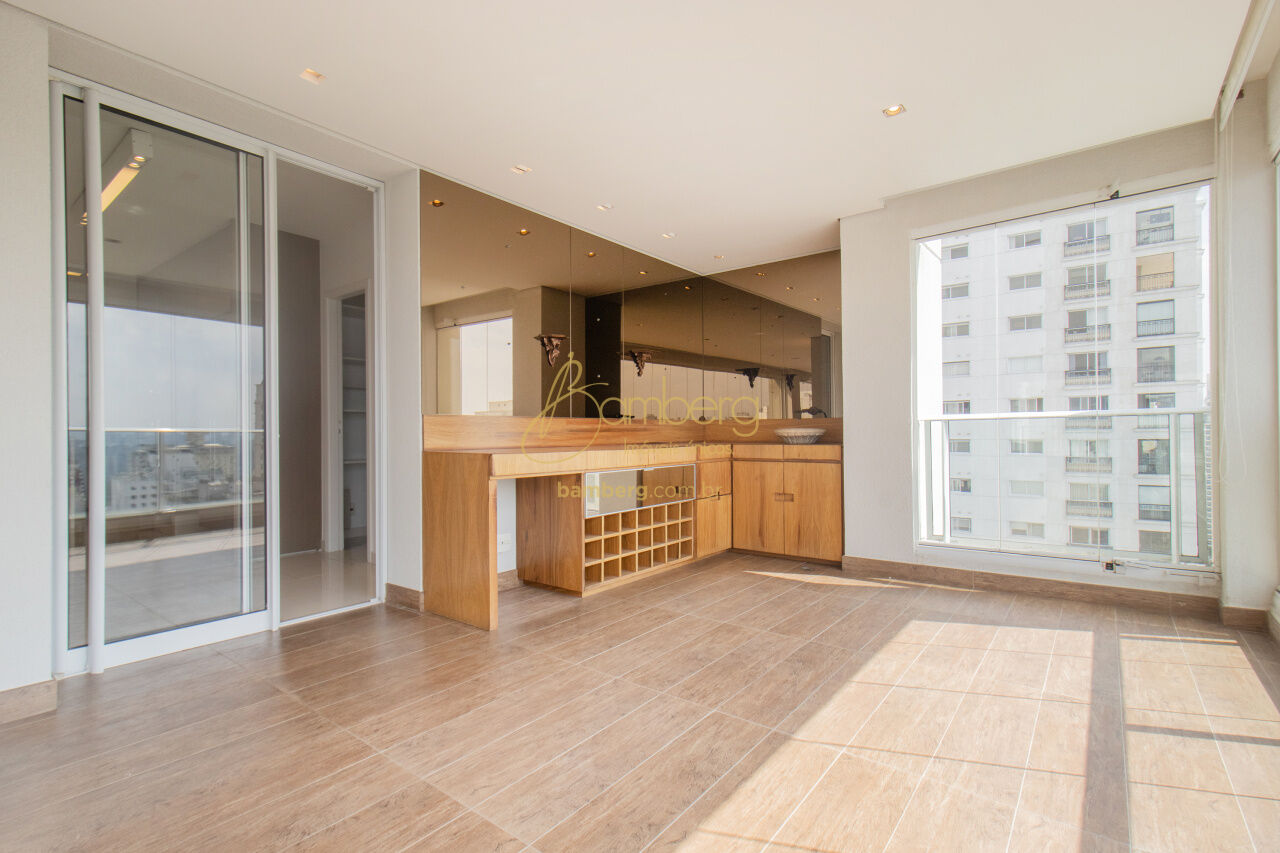 Apartamento no bairro Campo Belo - São Paulo
