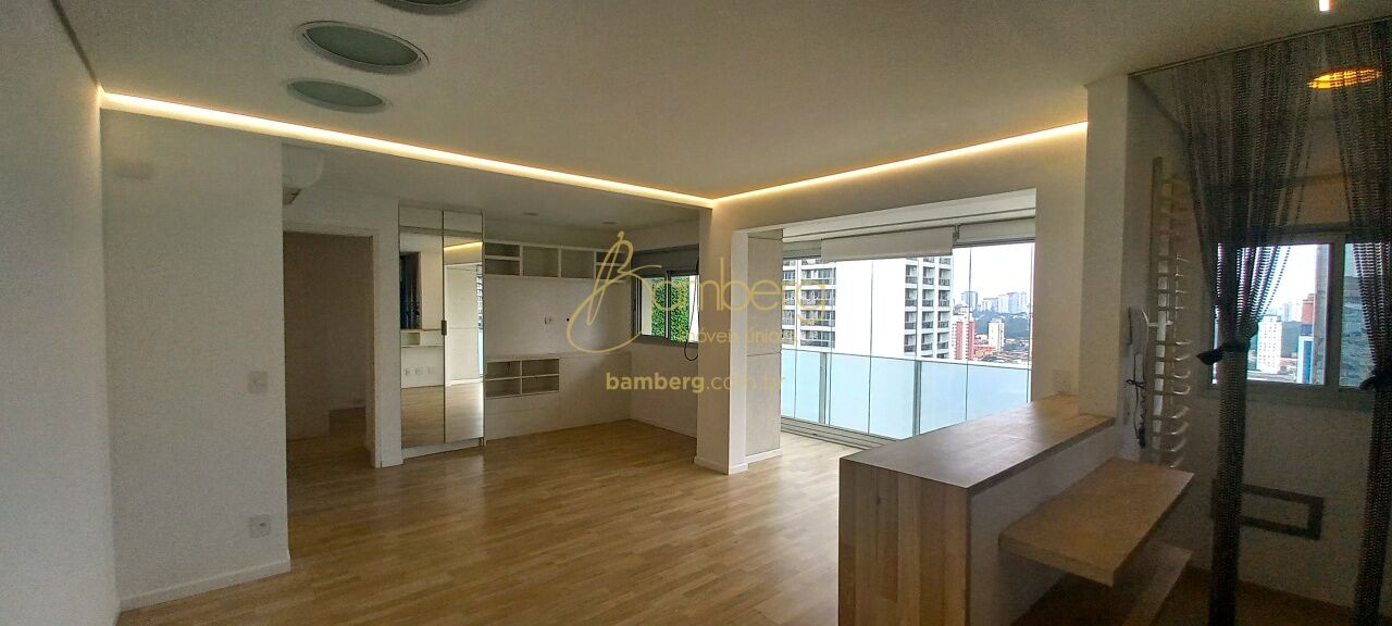 Apartamento no bairro Chácara Santo Antônio  - São Paulo