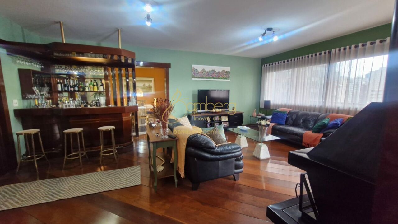 Apartamento no bairro Moema - São Paulo