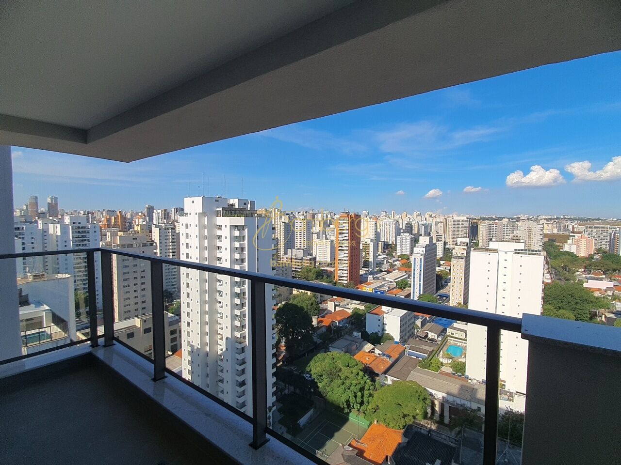 Apartamento no bairro Moema - São Paulo