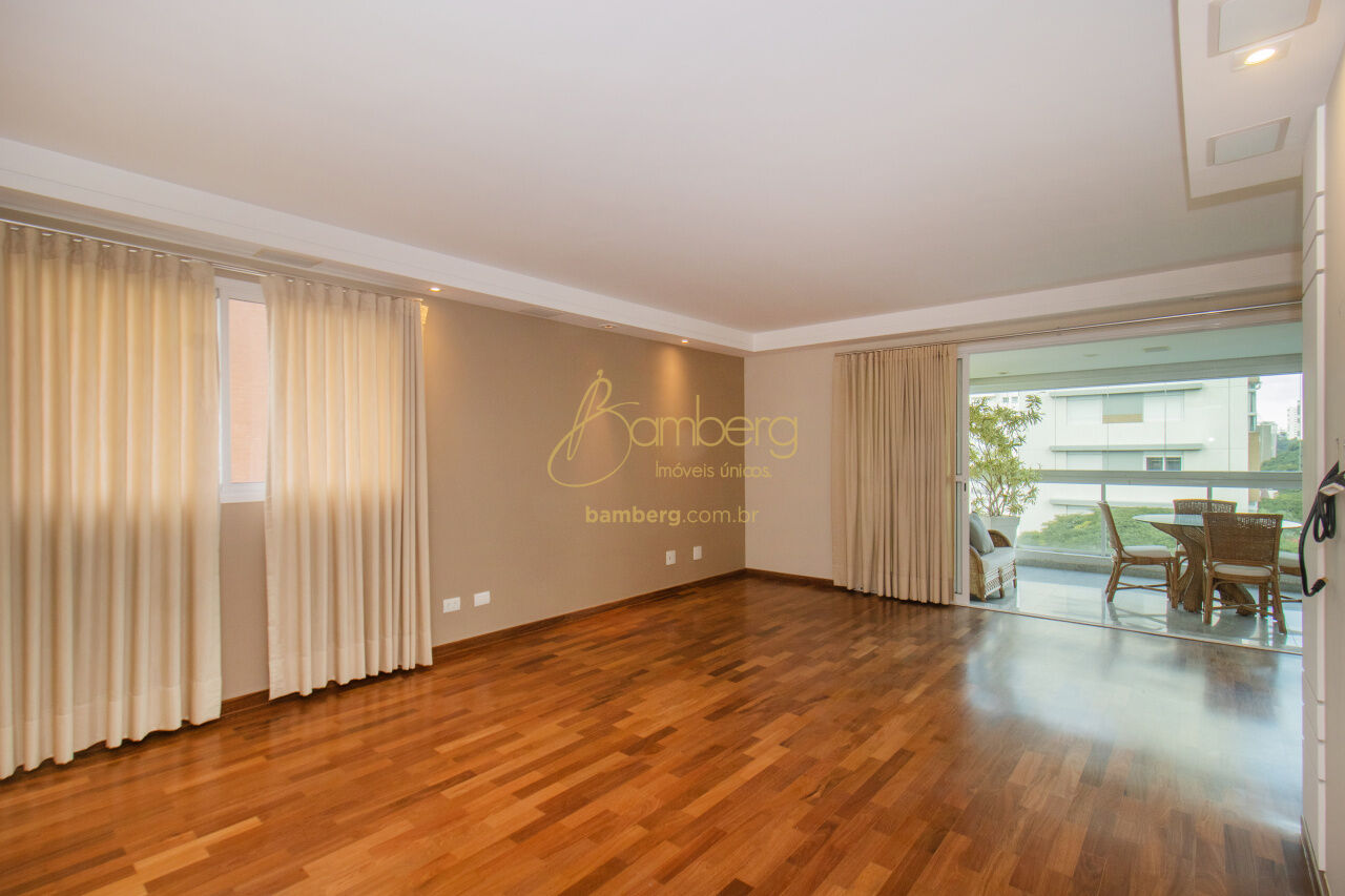Apartamento no bairro Campo Belo - São Paulo