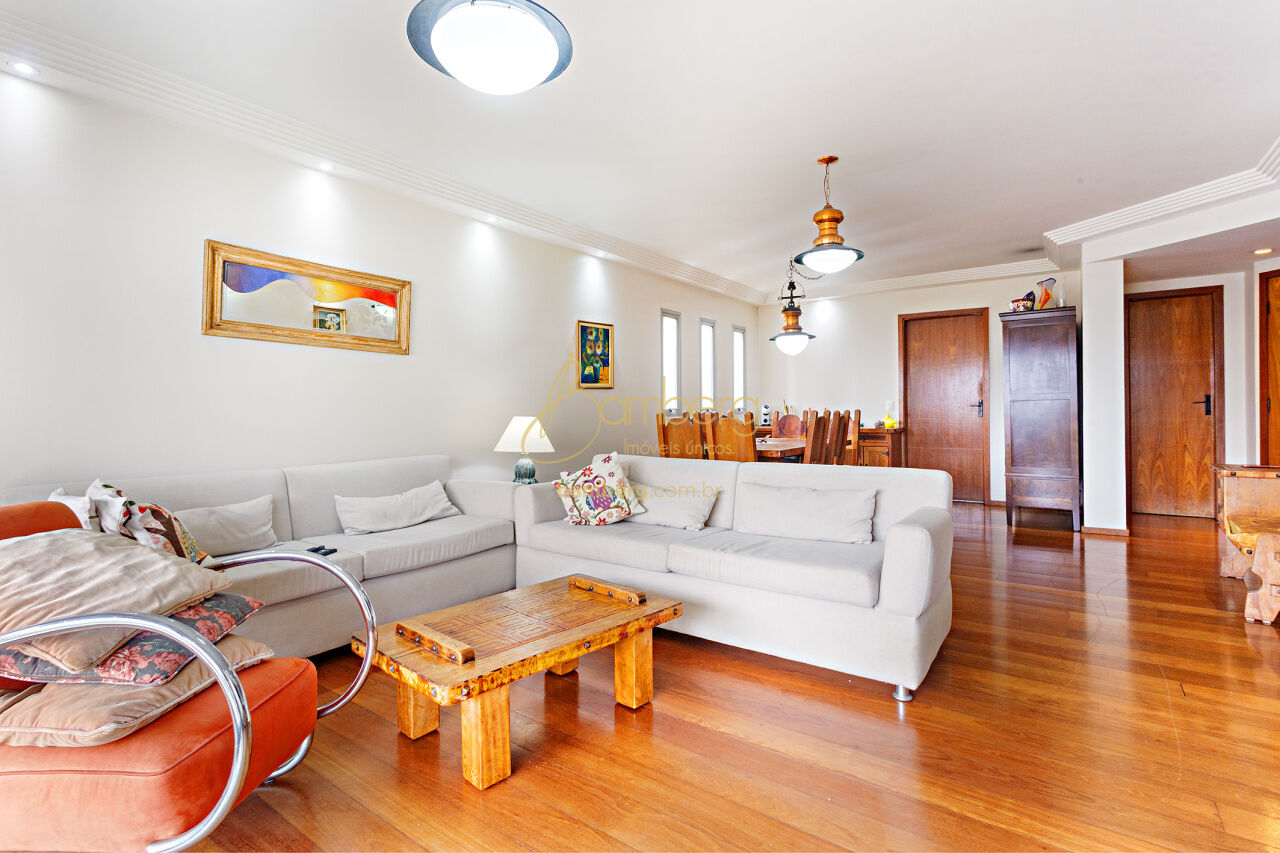Apartamento no bairro Chácara Santo Antônio  - São Paulo