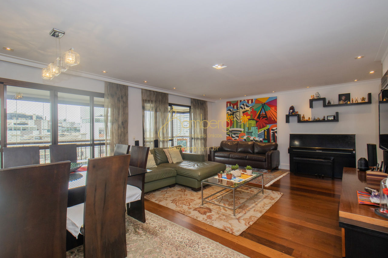 Apartamento no bairro Campo Belo - São Paulo