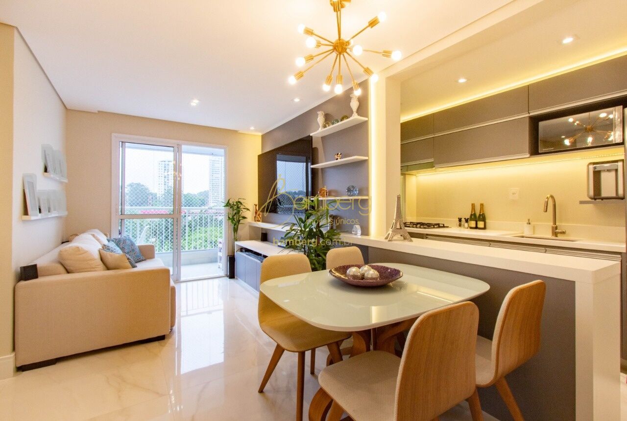 Apartamento no bairro Chácara Santo Antônio  - São Paulo