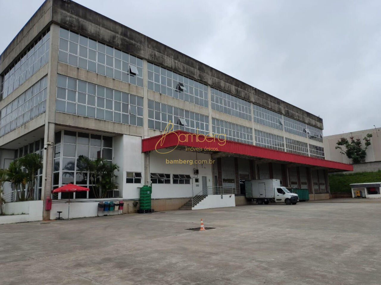 Comercial no bairro Jardim Santa Cecília - Barueri