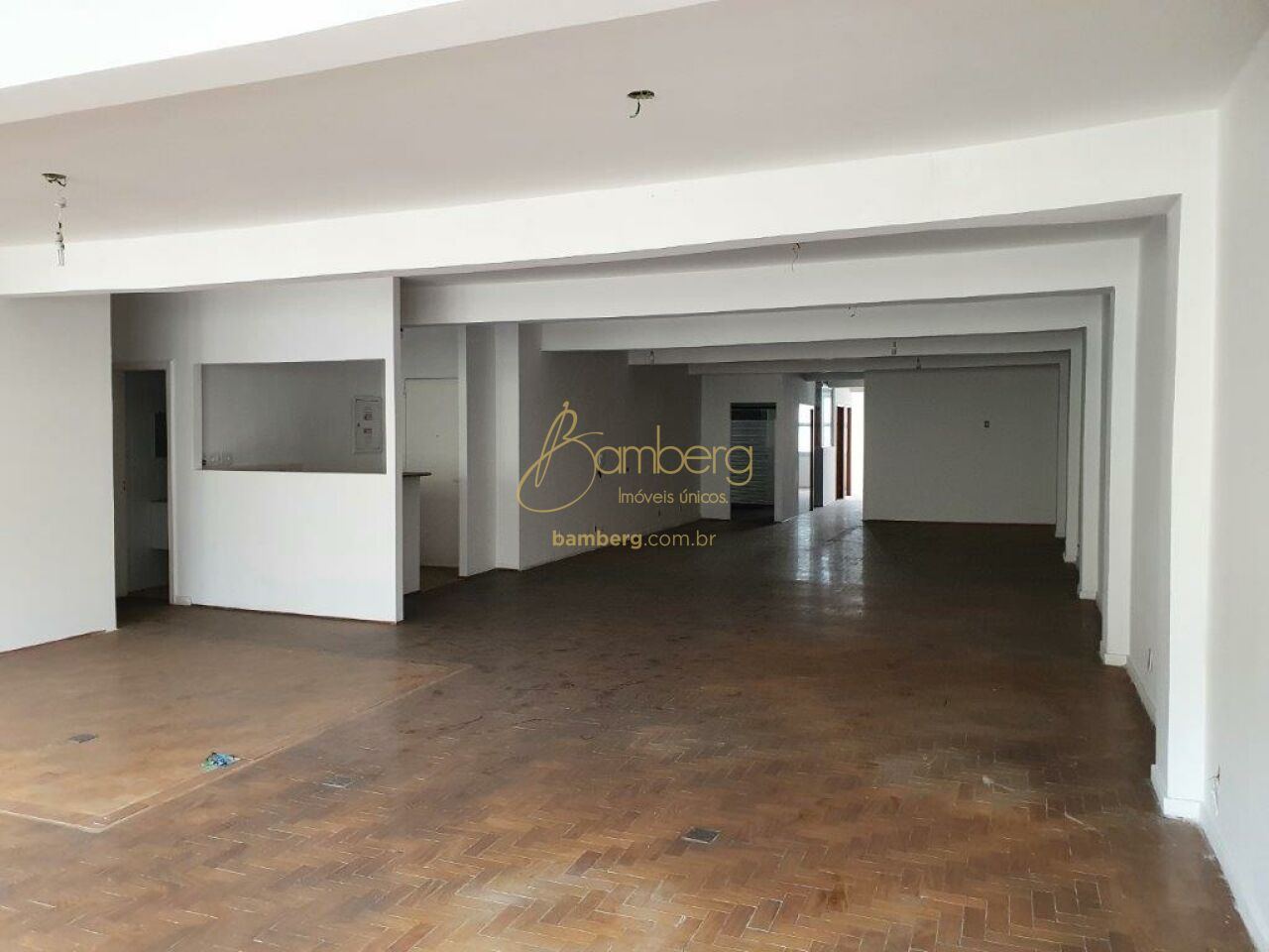 Comercial no bairro Vila Buarque - São Paulo