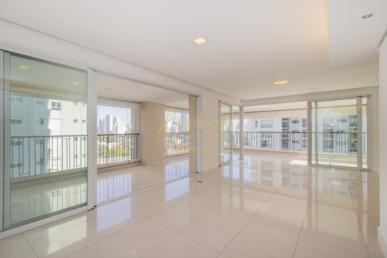 Apartamento no bairro Campo Belo - São Paulo