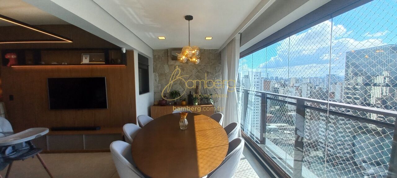 Apartamento no bairro Campo Belo - São Paulo