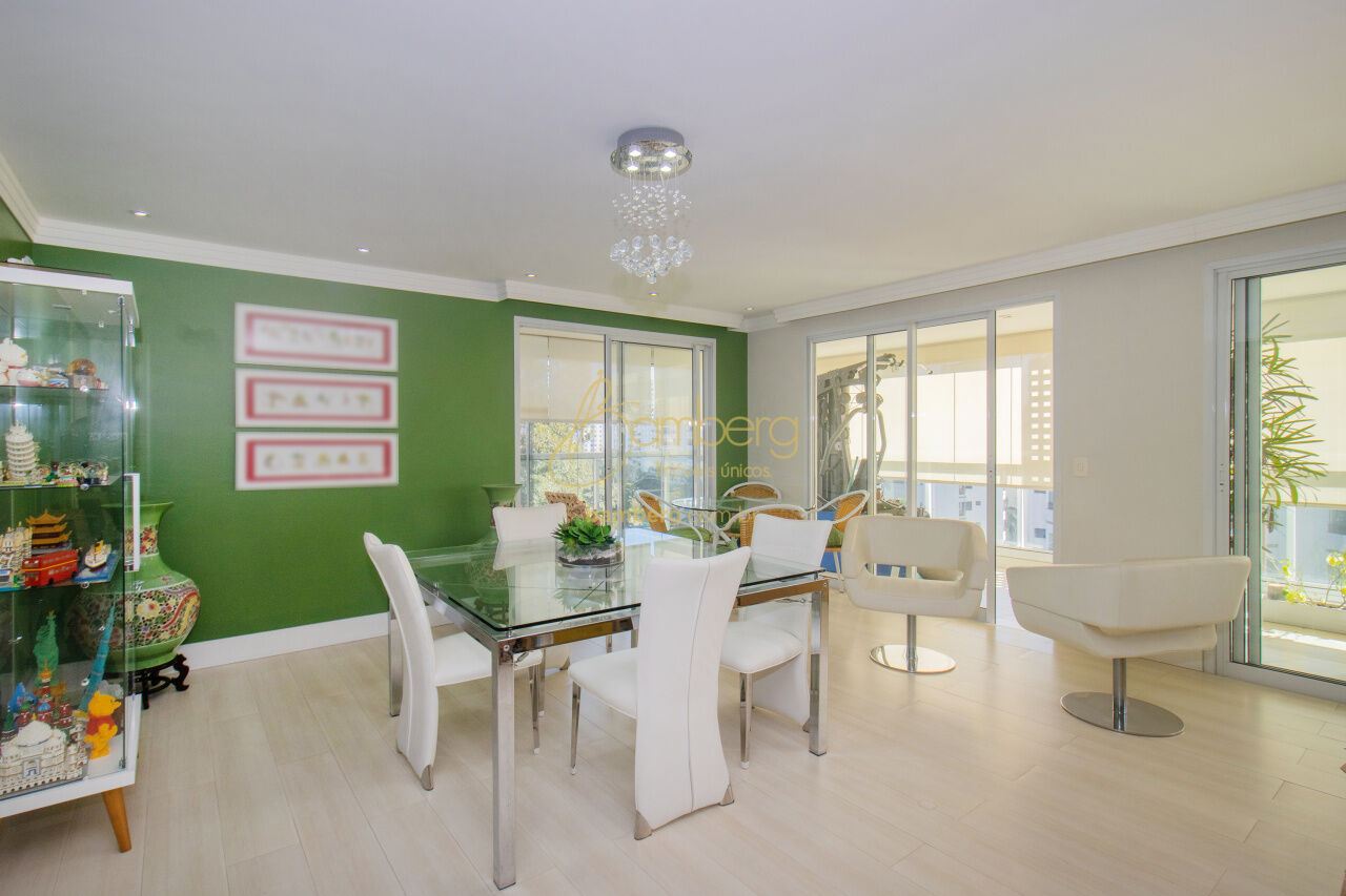 Apartamento no bairro Granja Julieta - São Paulo