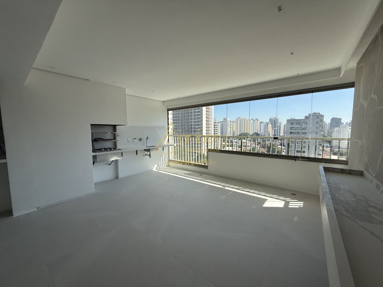 Apartamento no bairro Moema - São Paulo