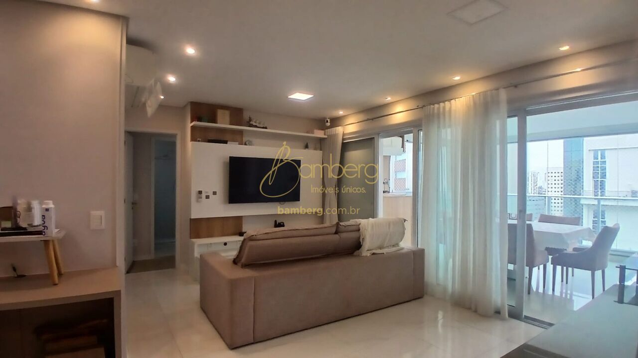 Apartamento no bairro Moema - São Paulo