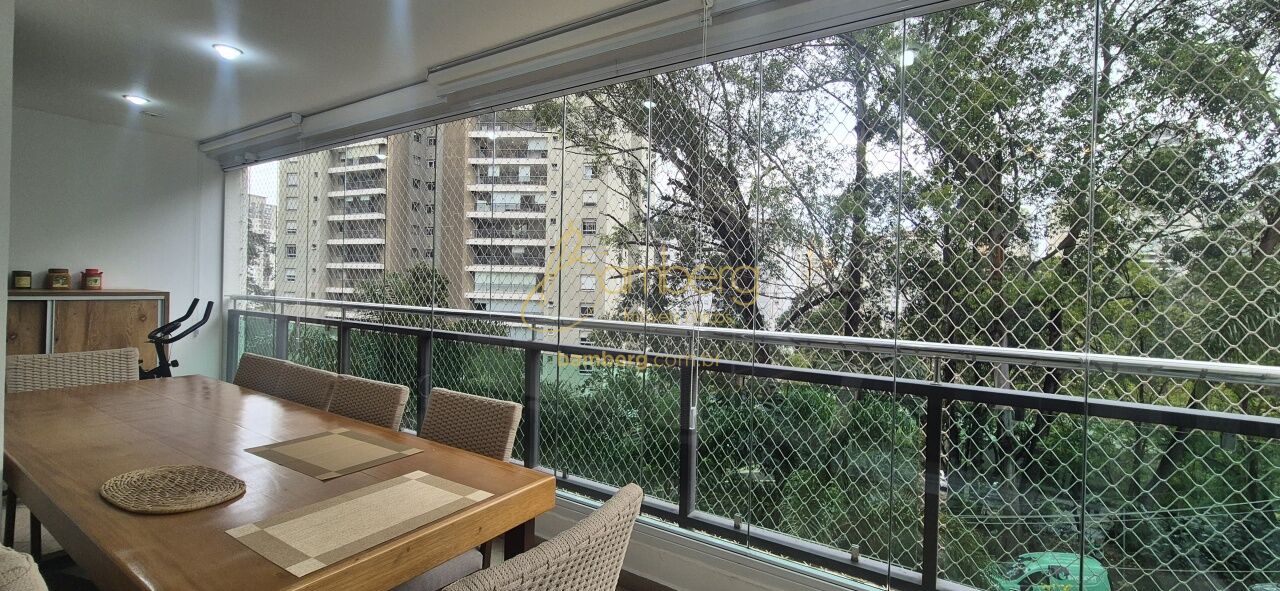 Apartamento no bairro Vila Andrade - São Paulo