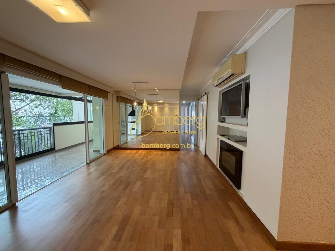 Apartamento no bairro Moema - São Paulo