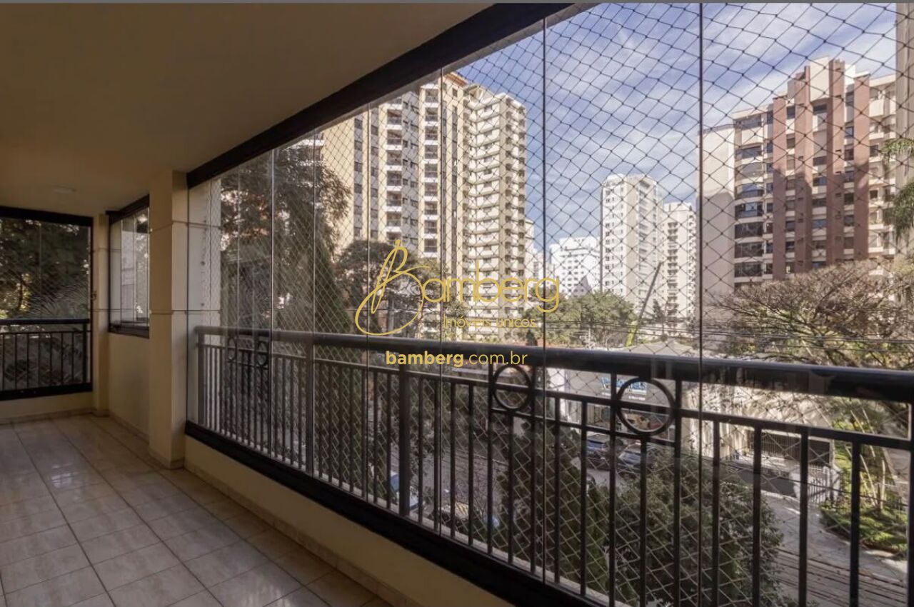 Apartamento no bairro Moema - São Paulo