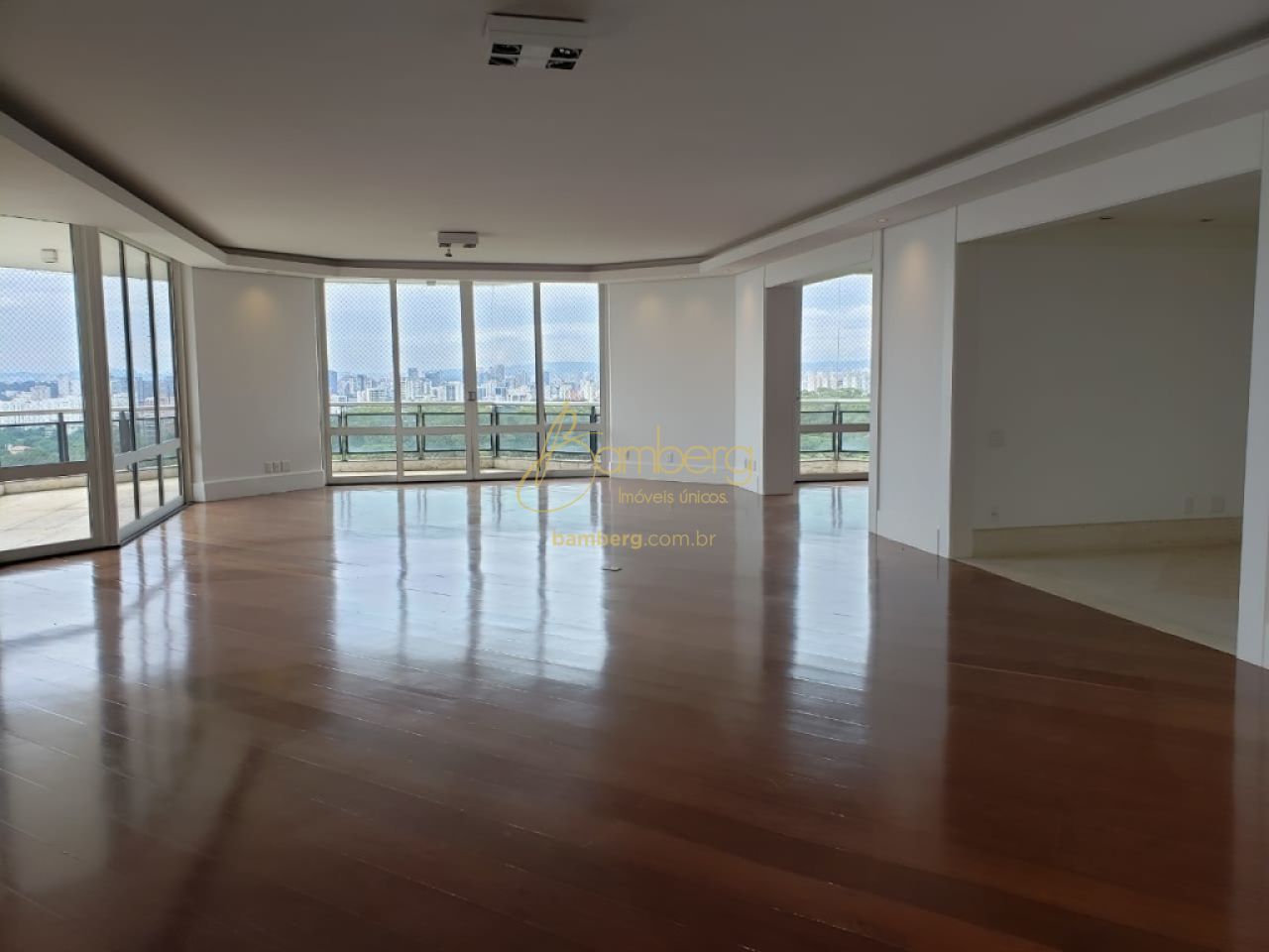Apartamento no bairro Alto da Boa Vista - São Paulo