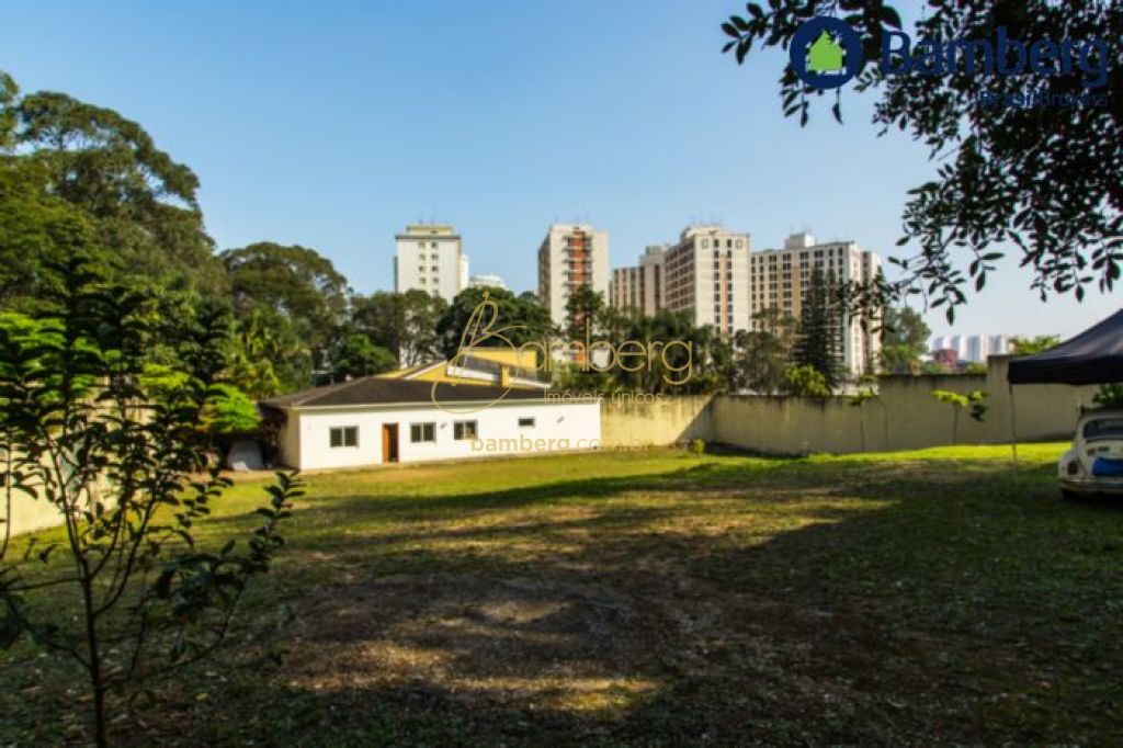 Terreno no bairro Jardim Marajoara - São Paulo