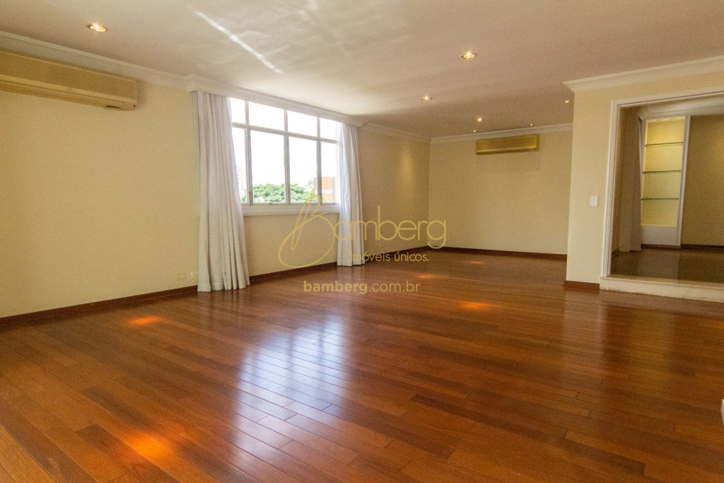 Apartamento no bairro Morumbi - São Paulo