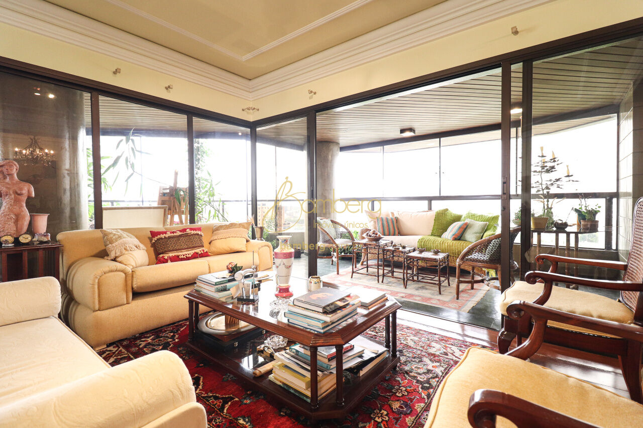Apartamento no bairro Panamby - São Paulo