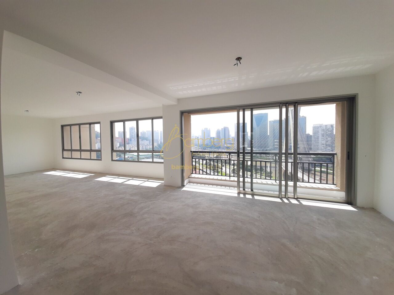 Apartamento no bairro Real Parque - São Paulo
