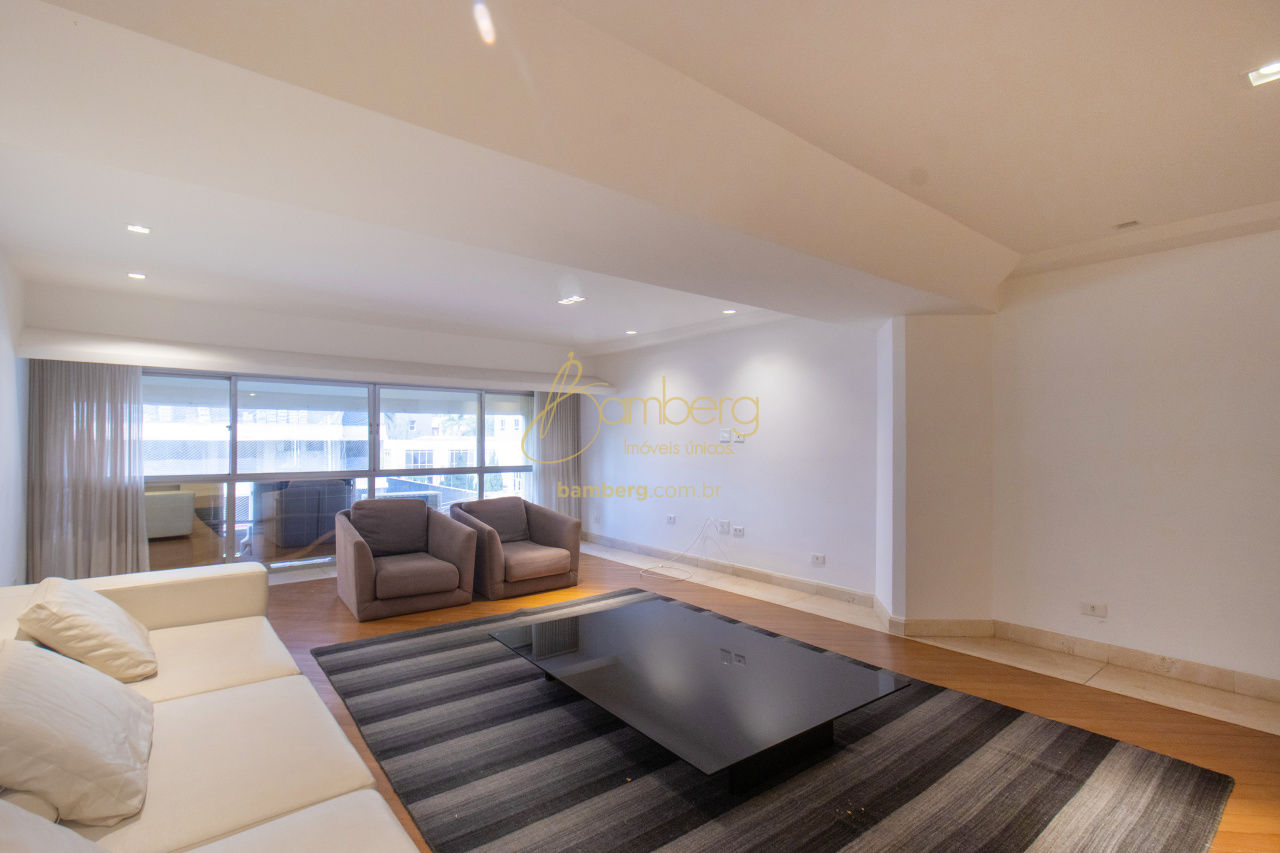 Apartamento no bairro Moema - São Paulo