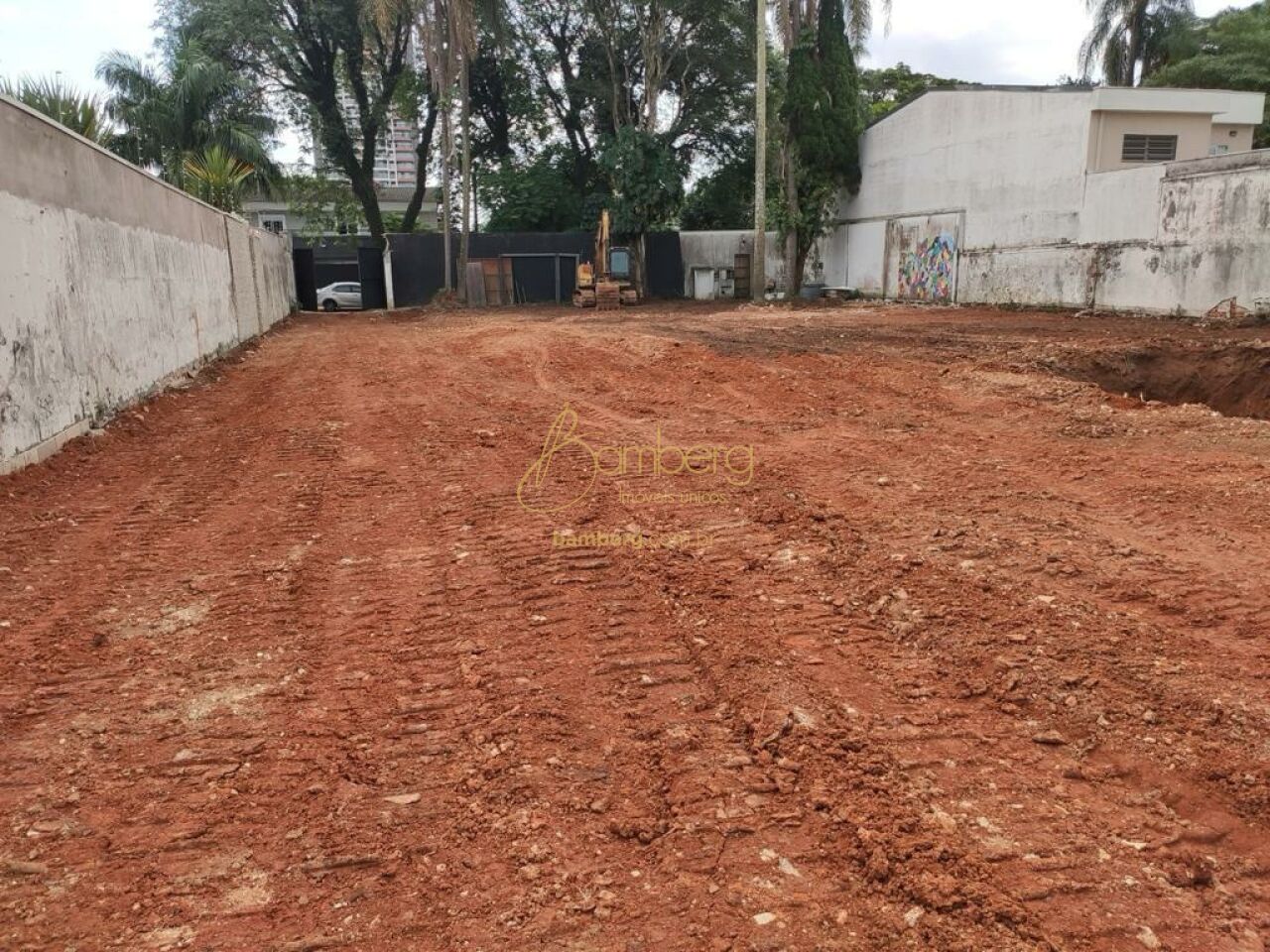 Terreno no bairro Alto da Boa Vista - São Paulo