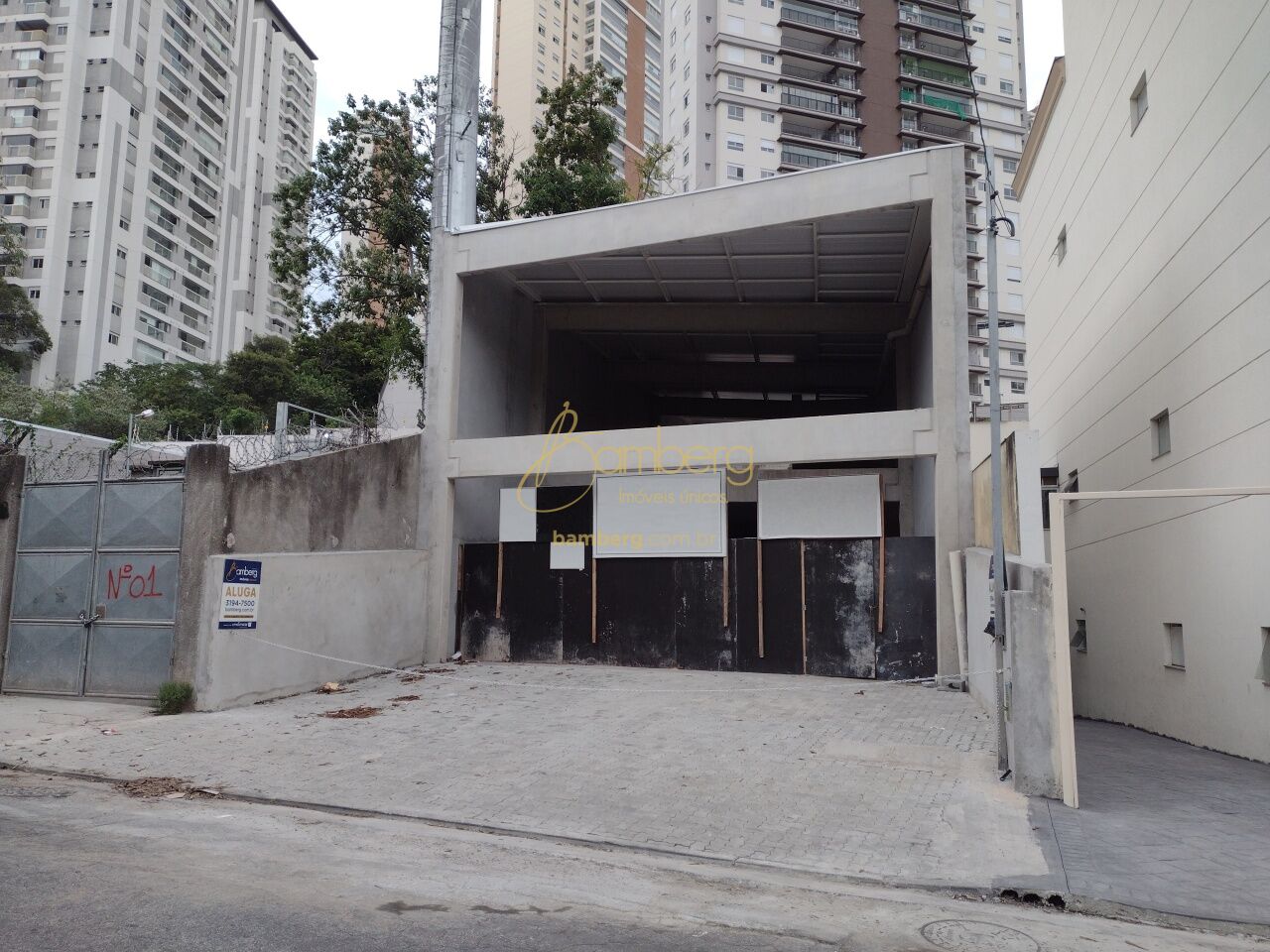 Comercial no bairro Vila Andrade - São Paulo