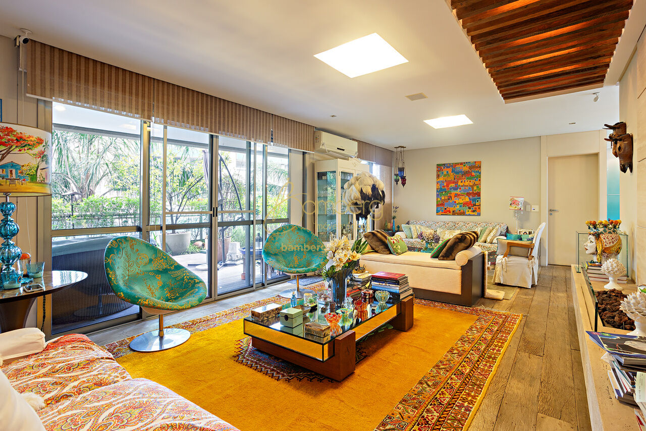 Apartamento no bairro Morumbi - São Paulo