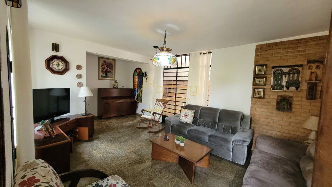 Casa no bairro Jardim Hípico - São Paulo