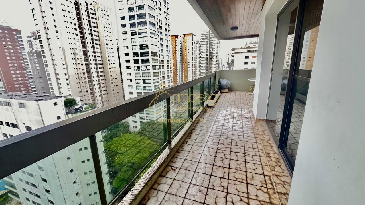 Apartamento no bairro Campo Belo - São Paulo