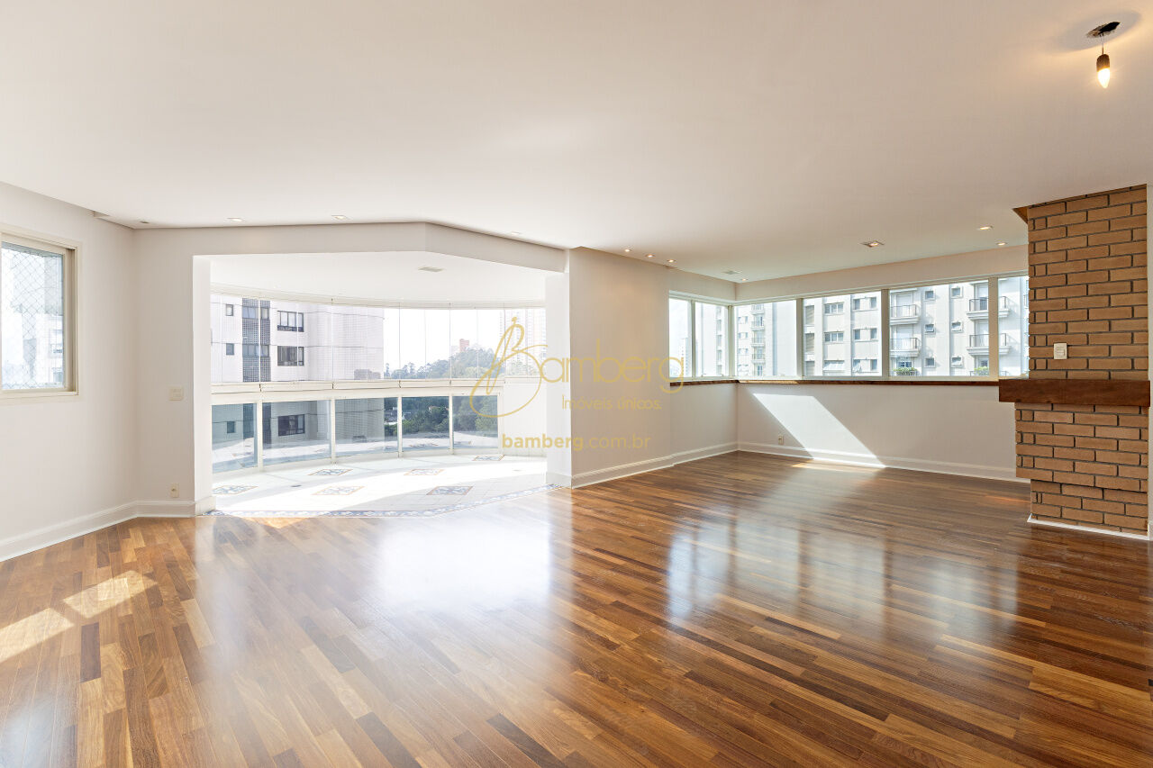 Apartamento no bairro Panamby - São Paulo