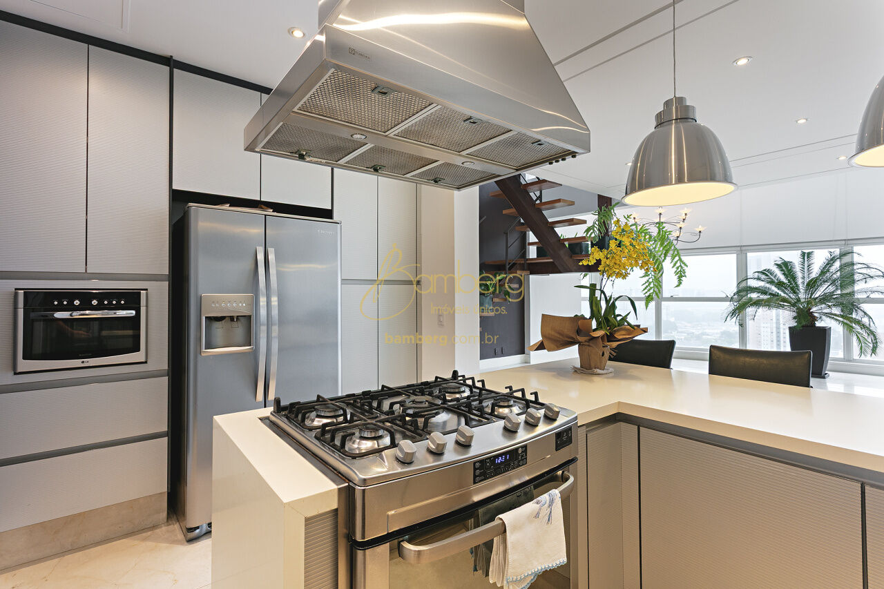 Apartamento no bairro Granja Julieta - São Paulo