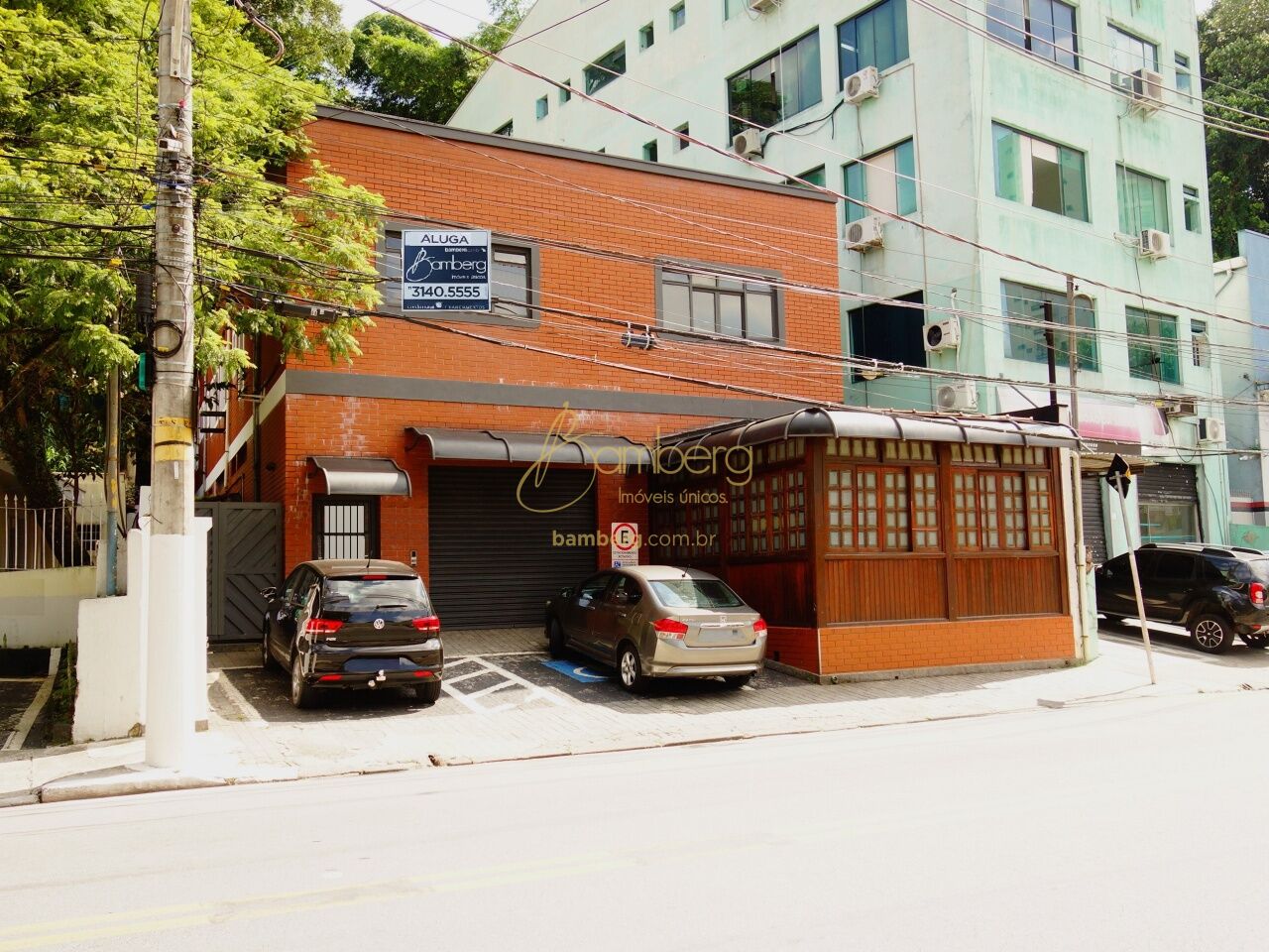 Comercial no bairro Parque Assunção - Taboão da Serra