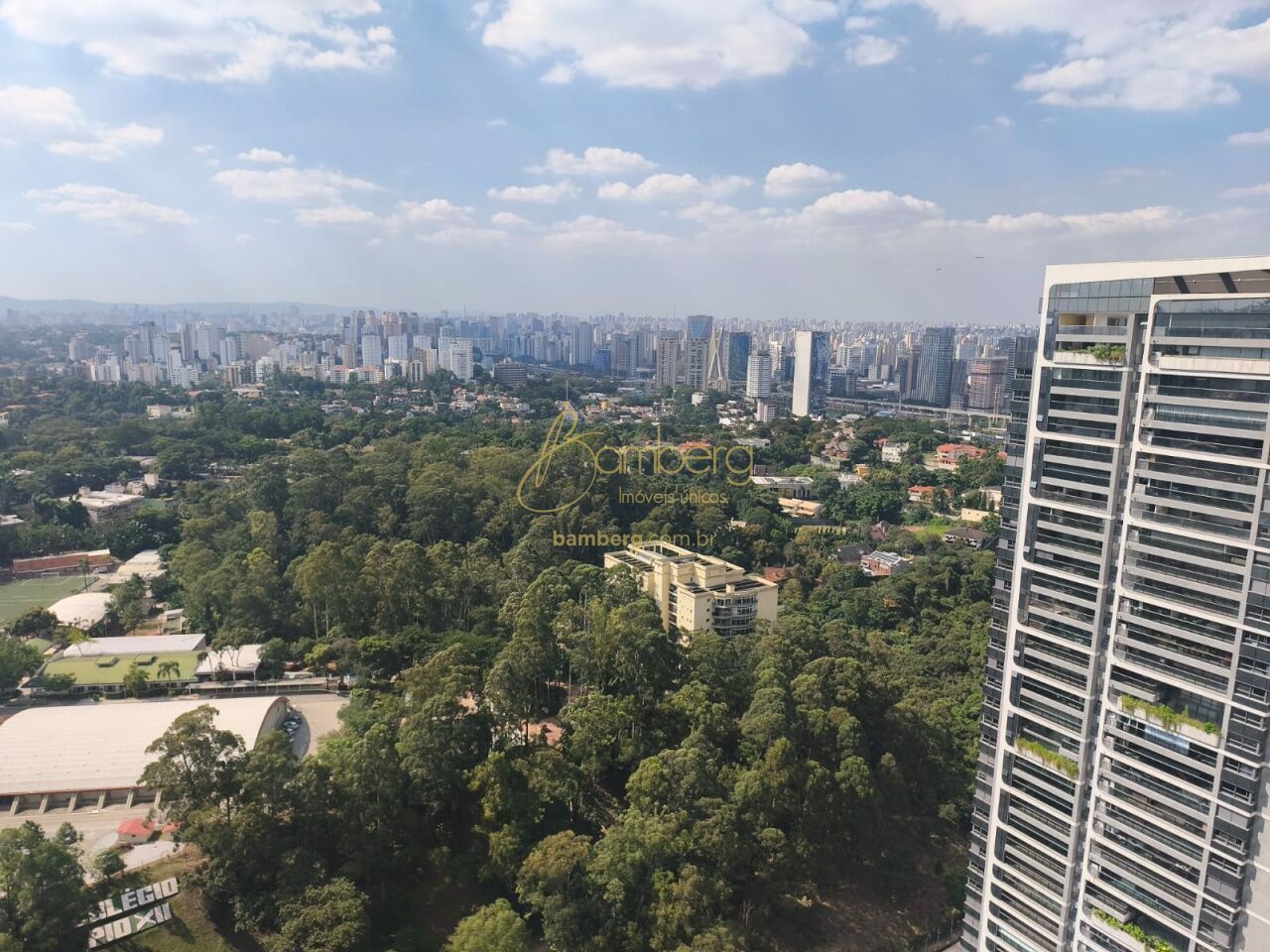 Apartamento no bairro Real Parque - São Paulo