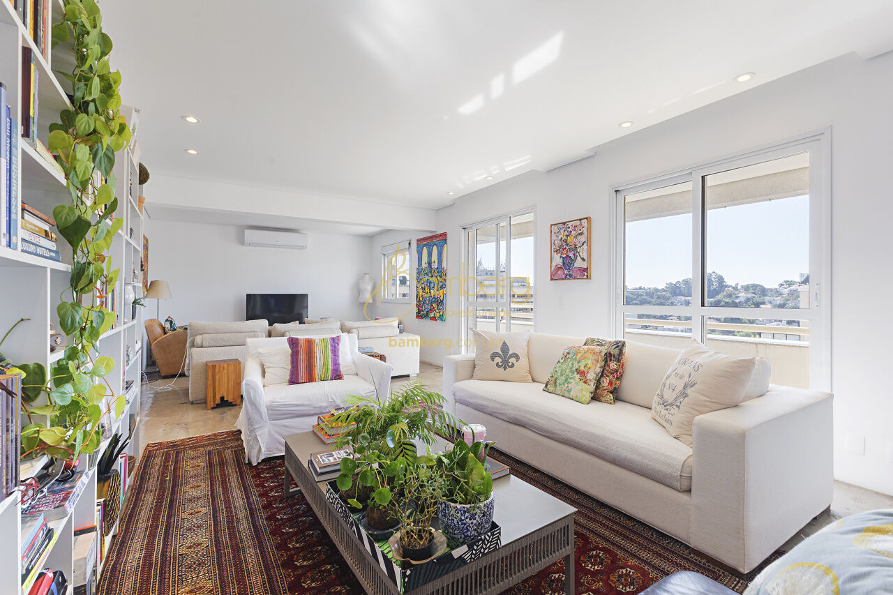 Apartamento no bairro Real Parque - São Paulo