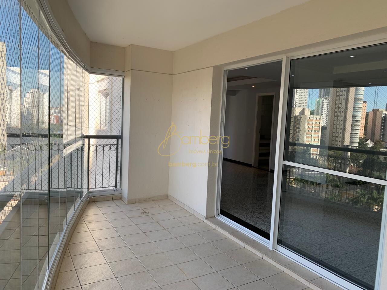 Apartamento no bairro Vila Sofia - São Paulo