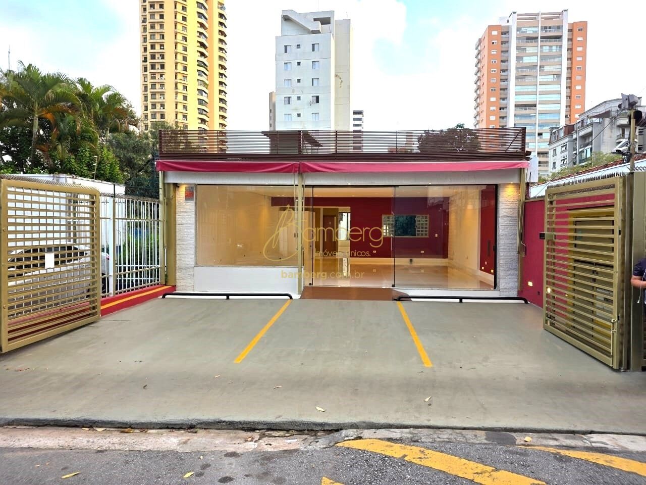 Comercial no bairro Real Parque - São Paulo