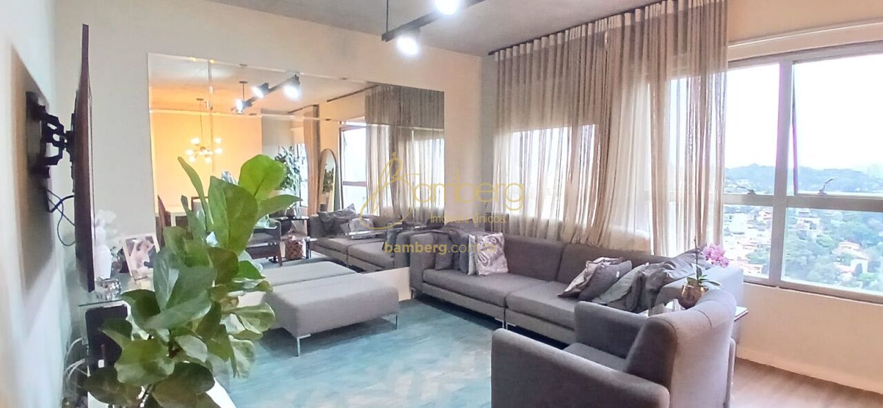 Apartamento no bairro Panamby - São Paulo