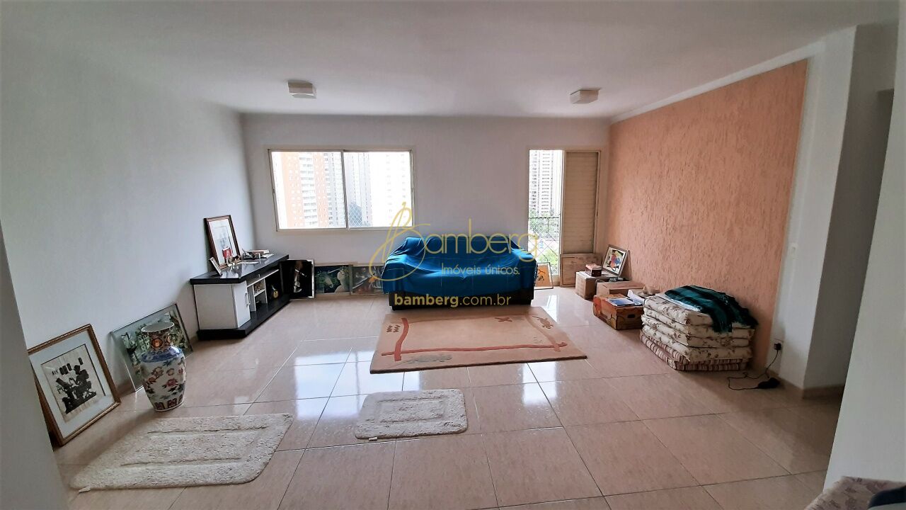 Apartamento no bairro Moema - São Paulo