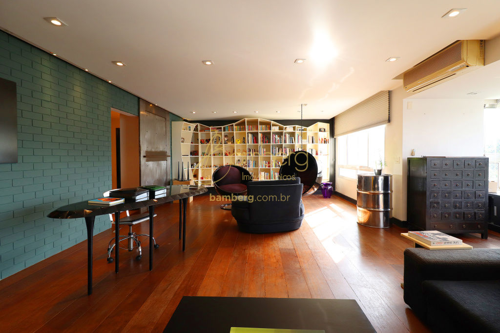 Apartamento no bairro Panamby - São Paulo