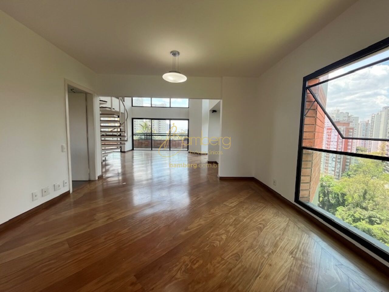 Apartamento no bairro Panamby - São Paulo