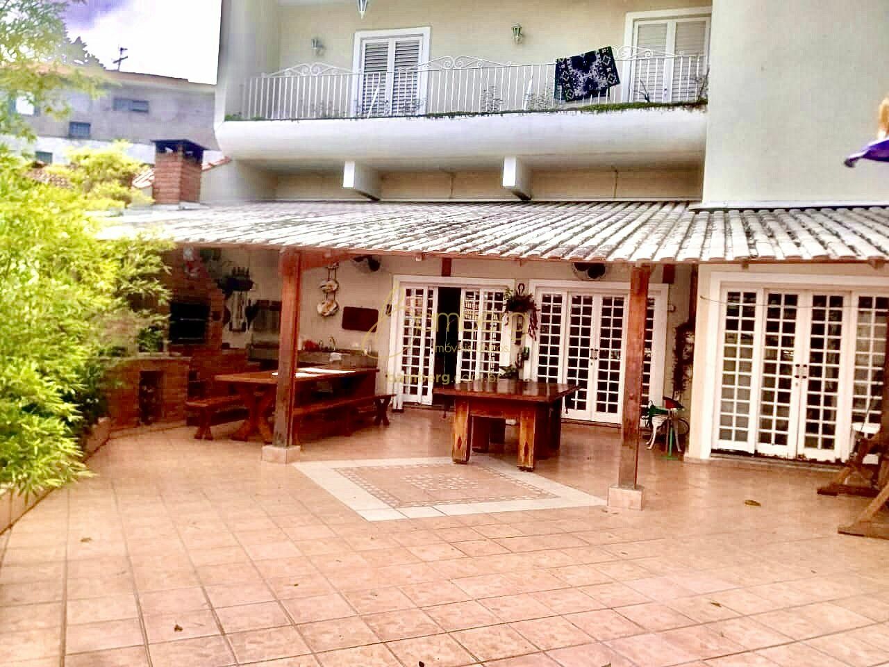 Casa no bairro Parque Assunção - Taboão da Serra
