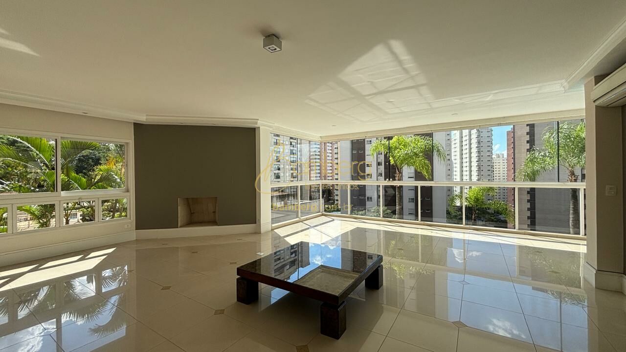 Apartamento no bairro Vila Suzana - São Paulo